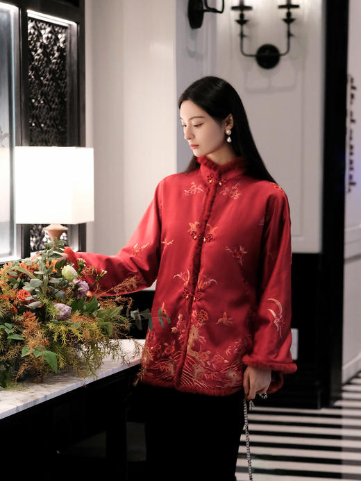 盛唐牡丹盛奢系列 | 赤色一年景手绣水貂棉服 商品图7