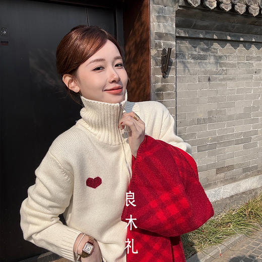 【特价不退换】【部分现货】良木礼山羊绒上衣(D25102833F) 商品图1