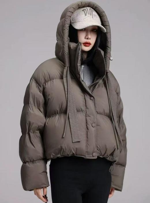 这也太蓬松了【羽绒服】绒子含量90% 面包服短款设计感时尚有型羽绒服-喜出 商品图0
