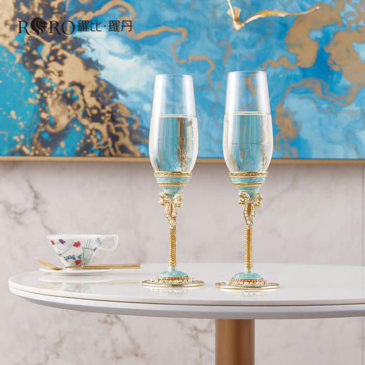 E-LB-R9224J  罗比罗丹  珍爱一生香槟对杯（7.5*7.5*24） 商品图3
