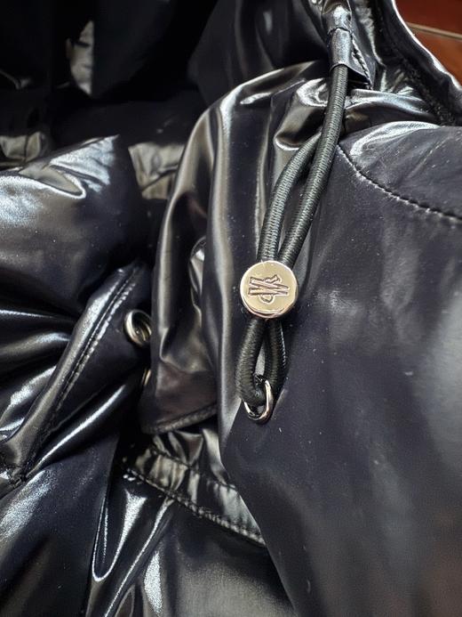 Moncler 盟可睐Maya男士户外羽绒服夹克外套，充绒量218克白鹅绒 商品图2