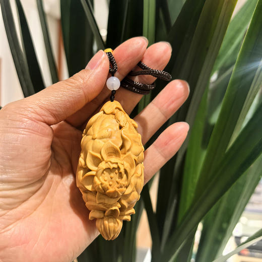 精雕荷美手把件黄杨木手把件挂件 商品图0