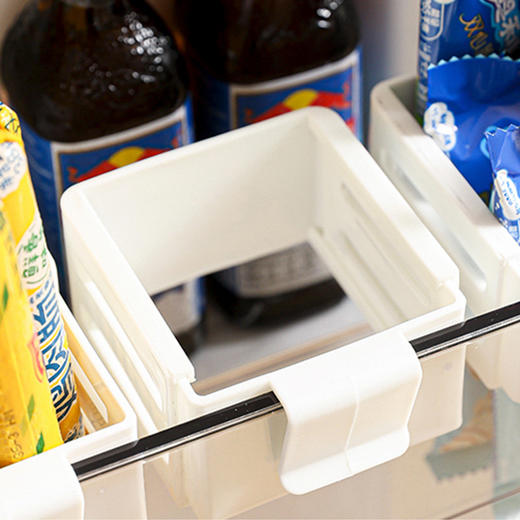 冰箱可伸缩小挂盒自由调节卡扣式冰箱侧门酱料包小零食整理小挂篮 商品图1