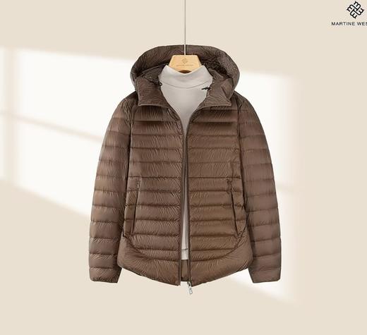 Martine Wester 女超高密度轻量面料薄款连帽鹅绒服 11385315 商品图2