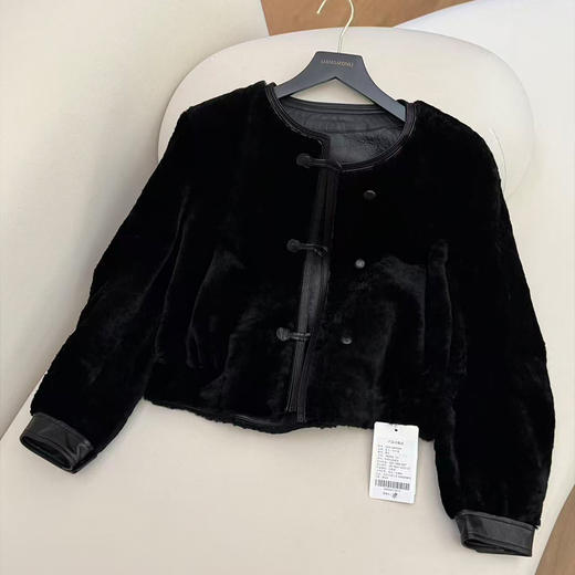 【预售7天】良木礼皮毛一体外套（D8248） 商品图0