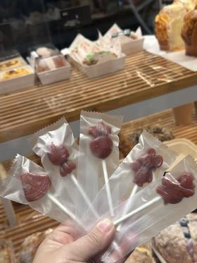 卡通版～苹果山楂棒棒3元，保质期60天