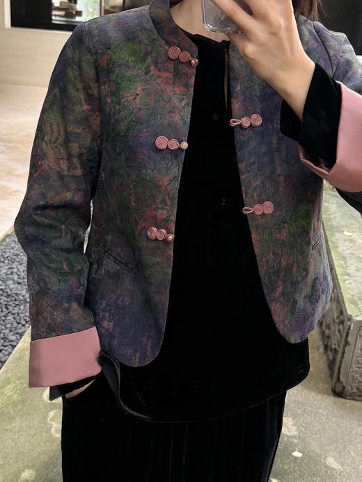 盛唐婧 | 真丝香云纱印花夹棉对襟外套-墨蓝色 商品图0