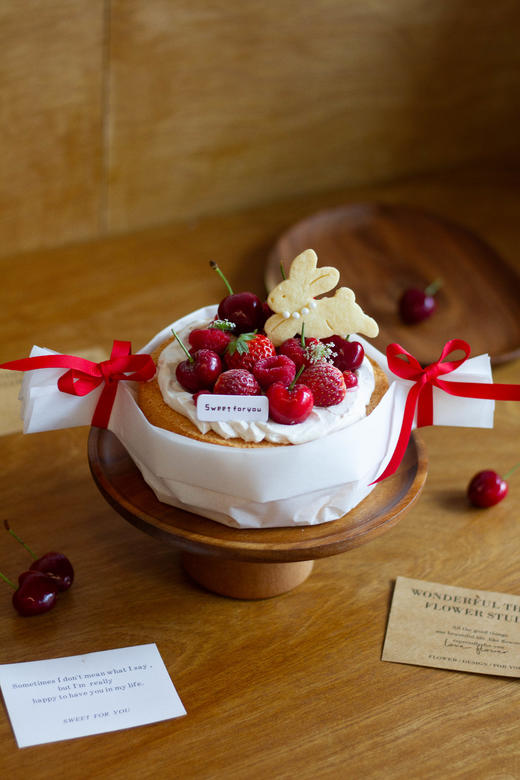 山楂草莓裸蛋糕 商品图0