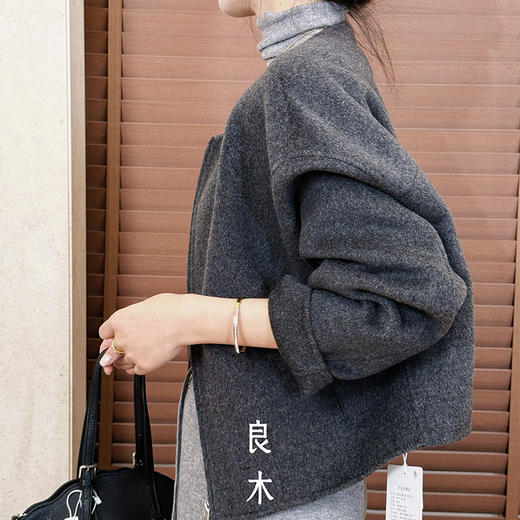 【特价不退不换】【部分现货】良木礼绵羊毛外套（D25102522） 商品图7