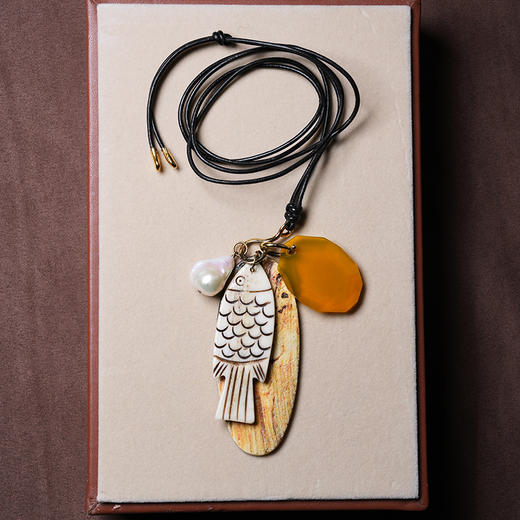 北京仓｜Chan Luu-Shoal Charm-雕花骨鱼 多吊坠 长项链［美国设计师］ 商品图3