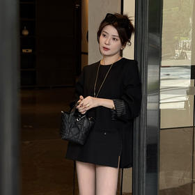 【特价不退换】【预售七天|明年春款】良木礼羊毛圆领上衣（1740）