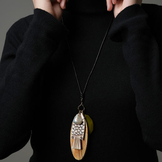 北京仓｜Chan Luu-Shoal Charm-雕花骨鱼 多吊坠 长项链［美国设计师］ 商品图1