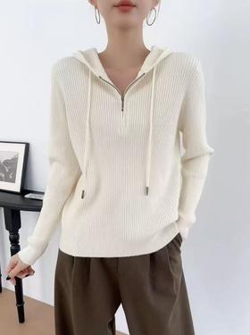 自营| 超推荐，不好穿直接退！！手感顺滑软糯！！百搭连帽针织半拉链打底衫-喜出