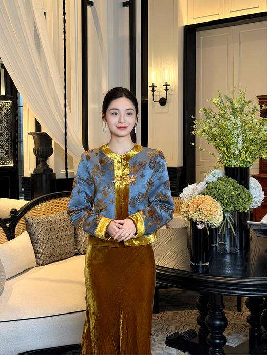 盛唐牡丹 | 杏棕色真丝丝绒女半裙 商品图2