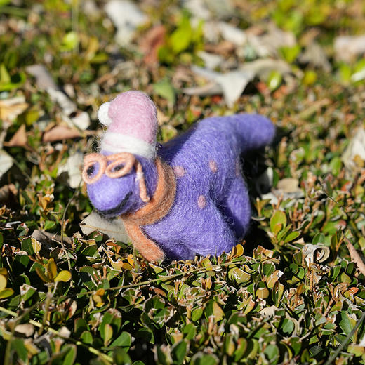 北京仓｜Felt So Good-Demi the Dinosaur-冬日小恐龙黛米 羊毛毡 挂件［英国设计师］ 商品图4