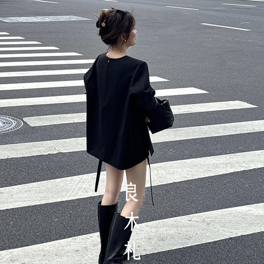 【特价不退换】【预售七天|明年春款】良木礼羊毛圆领上衣（1740） 商品图4