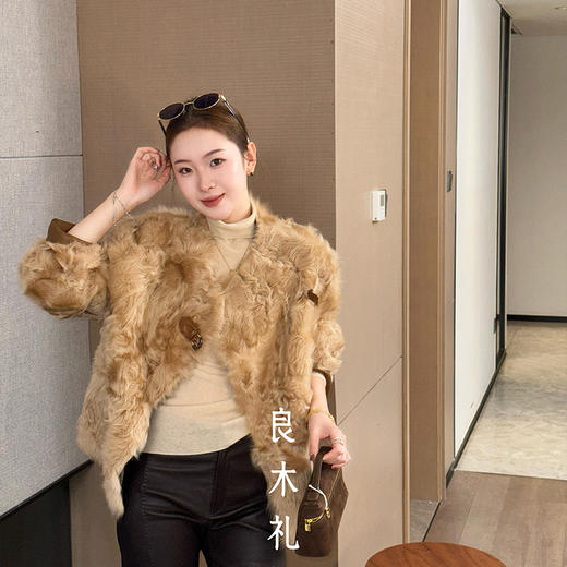 【预售7天】良木礼皮毛一体外套（D25102545F） 商品图5