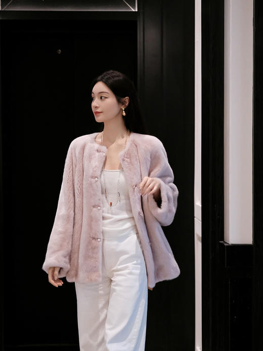盛唐婧 | 轻奢时尚新中式粉黛倾城水貂外套 商品图8