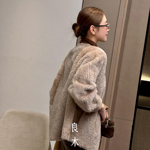 【预售7天】良木礼进口皮毛一体（D25102681F） 商品图1