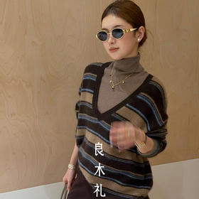【特价不退不换】良木礼V领羊绒上衣（D25101681）