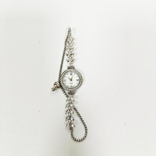 2024爆款镶钻美人鱼女士手表自由调节抽拉式水钻鱼尾手链石英腕表 商品图0