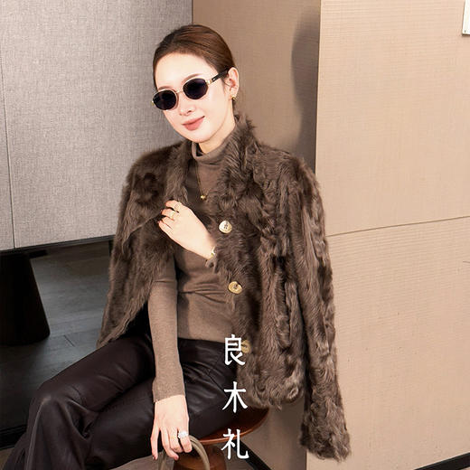 【预售7天】良木礼皮毛一体外套（D25102544） 商品图3