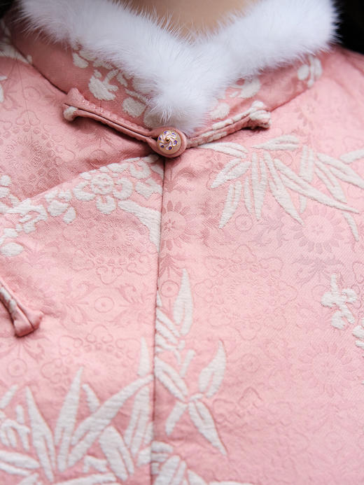 盛唐婧 | 轻奢新中式提花绒拼水貂马甲 商品图3