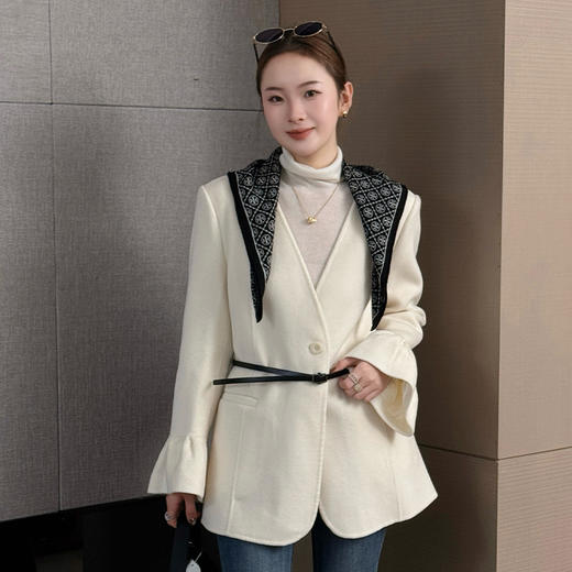 【预售7天】良木礼羊毛大衣（腰带）（D25103877） 商品图2