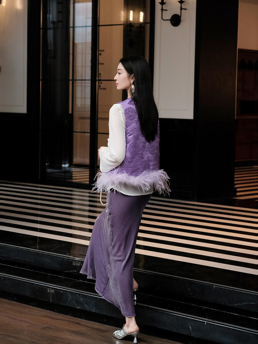 下架|盛唐牡丹 | 万寿祥云纹漳缎鸵鸟毛棉马甲 商品图5