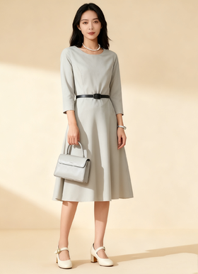 【现货】臣禾	立裁伞摆连衣裙JZ244020175