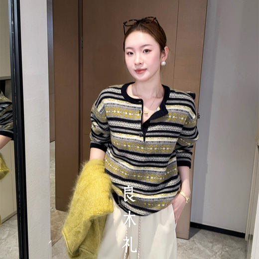 良木礼绵羊毛上衣（D25102513F） 商品图0