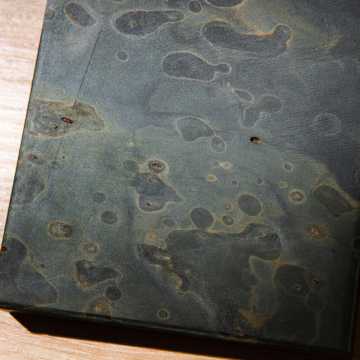 “嘉靖年号”金星金晕眉纹歙石残碑制砚 商品图11