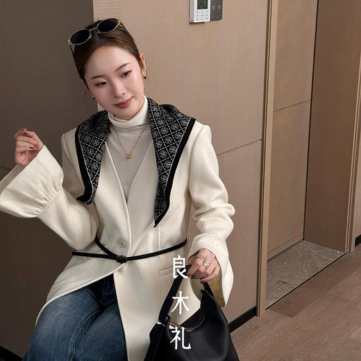 【预售7天】良木礼羊毛大衣（腰带）（D25103877） 商品图0