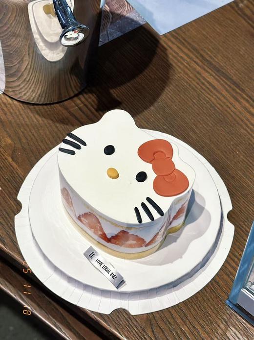 草莓kitty·奶油蛋糕 商品图0