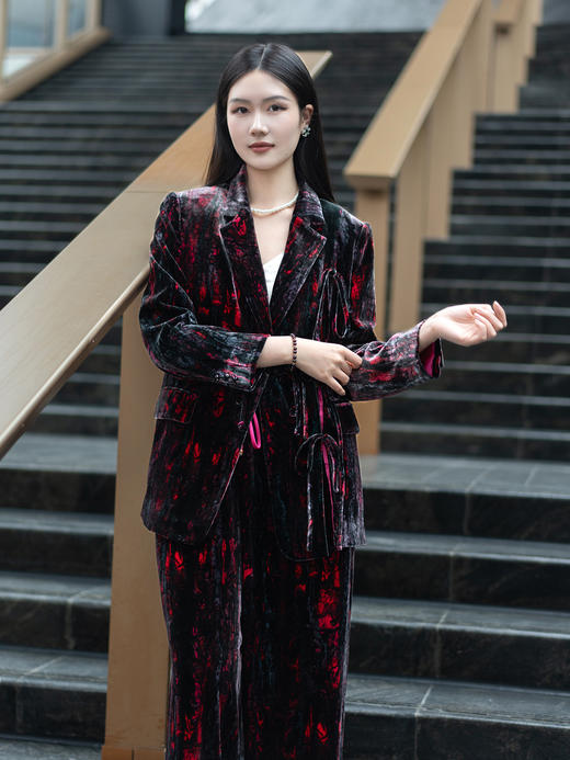 盛唐婧 | 新中式真丝丝绒修身西装外套 商品图0