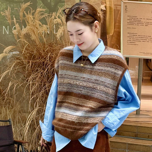 【特价不退不换】良木礼羊绒圆领背心（D25101684） 商品图4