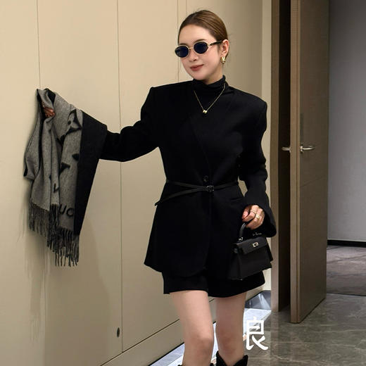 【预售7天】良木礼羊毛大衣（腰带）（D25103877） 商品图1