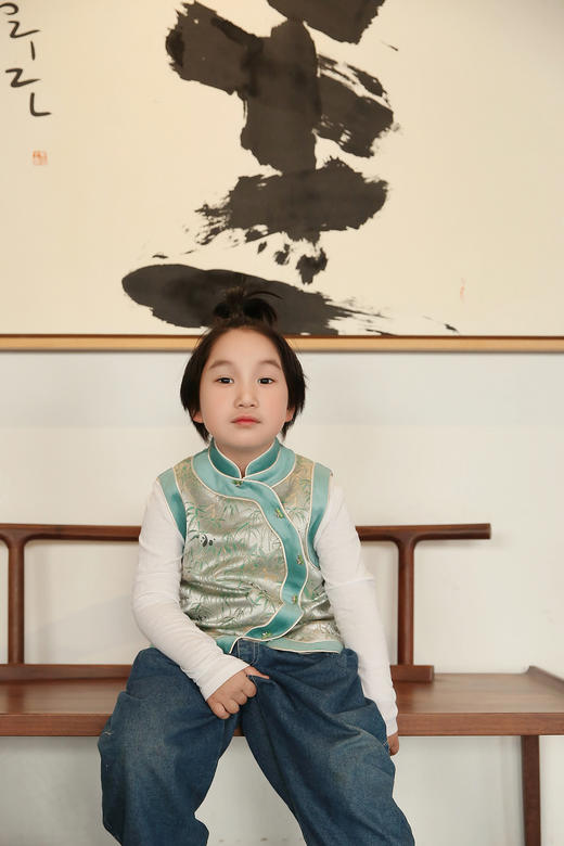 盛唐牡丹 | Kids 熊猫抱竹马甲 商品图3