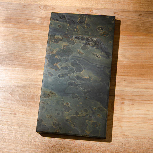 “嘉靖年号”金星金晕眉纹歙石残碑制砚 商品图9