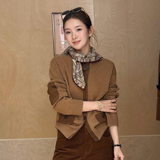 【预售7天】良木礼绵羊毛开衫（D25102316F） 商品图0