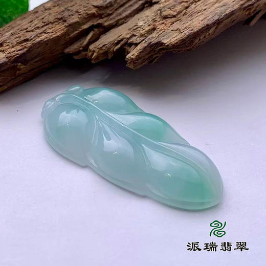 派瑞翡翠 翡翠挂件 糯冰 浅绿 商品图1