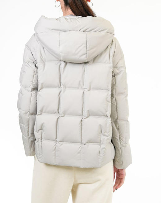 臣禾	【暖心鹅绒服-短款】连帽羽绒服 90白鹅绒	JZ254070215 商品图10