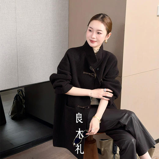 【预售7天】良木礼山羊绒外套（D06251101601） 商品图0