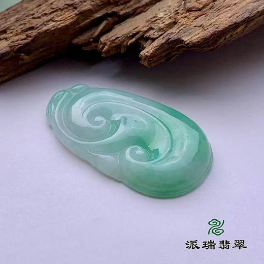 派瑞翡翠 翡翠挂件 糯冰 浅绿 商品图1
