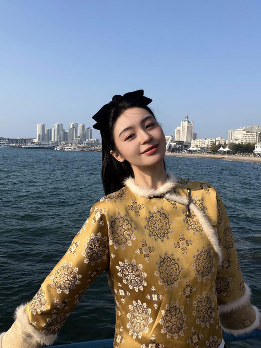 盛唐婧 | 新中式宋锦宝相花拼水貂斜襟小棉服 商品图1