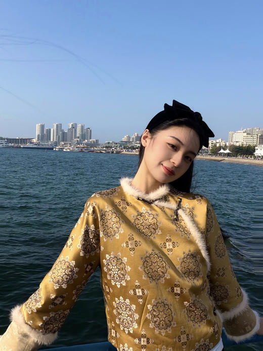 盛唐婧 | 新中式宋锦宝相花拼水貂斜襟小棉服 商品图2