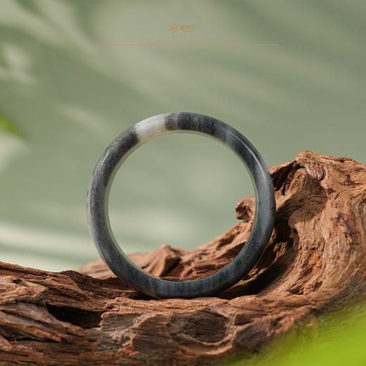 「松风落墨」墨玉青花手镯 商品图3