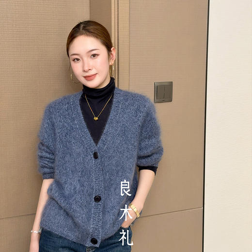 【预售7天】良木礼山羊绒开衫（D25101762F） 商品图1