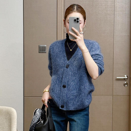 【预售7天】良木礼山羊绒开衫（D25101762F） 商品图0