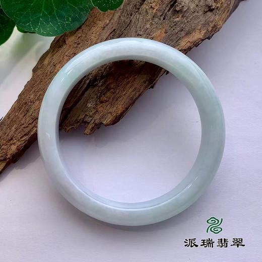 派瑞翡翠 翡翠手镯 糯种 浅绿 商品图1